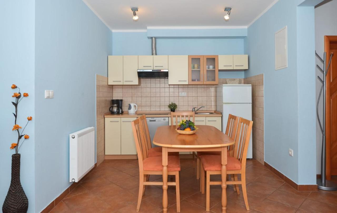 Apartments Santo Trogir - Okrug Gornji Exterior photo