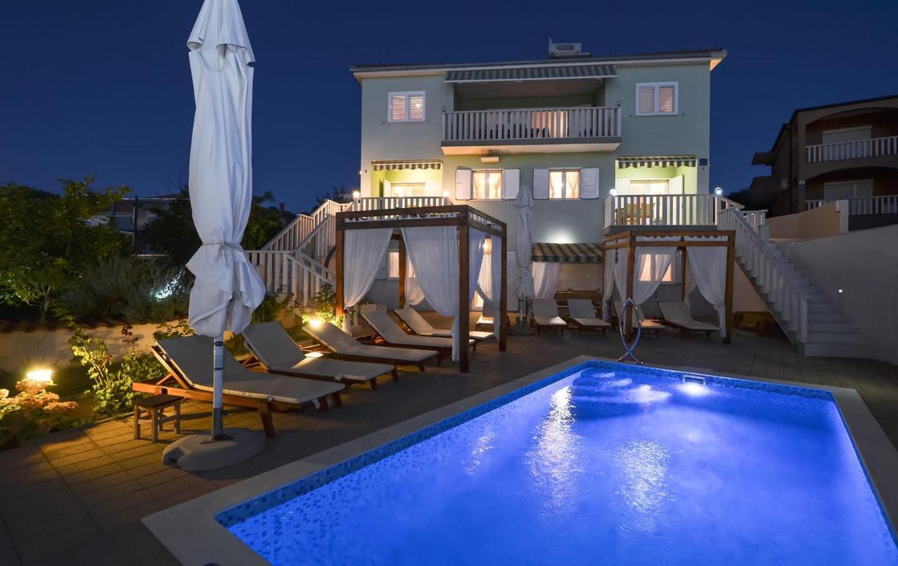 Apartments Santo Trogir - Okrug Gornji Exterior photo