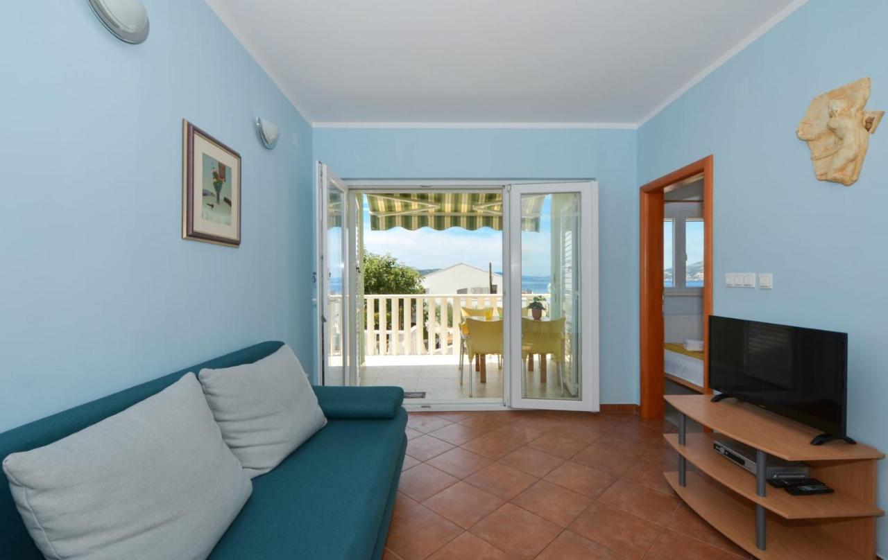 Apartments Santo Trogir - Okrug Gornji Exterior photo