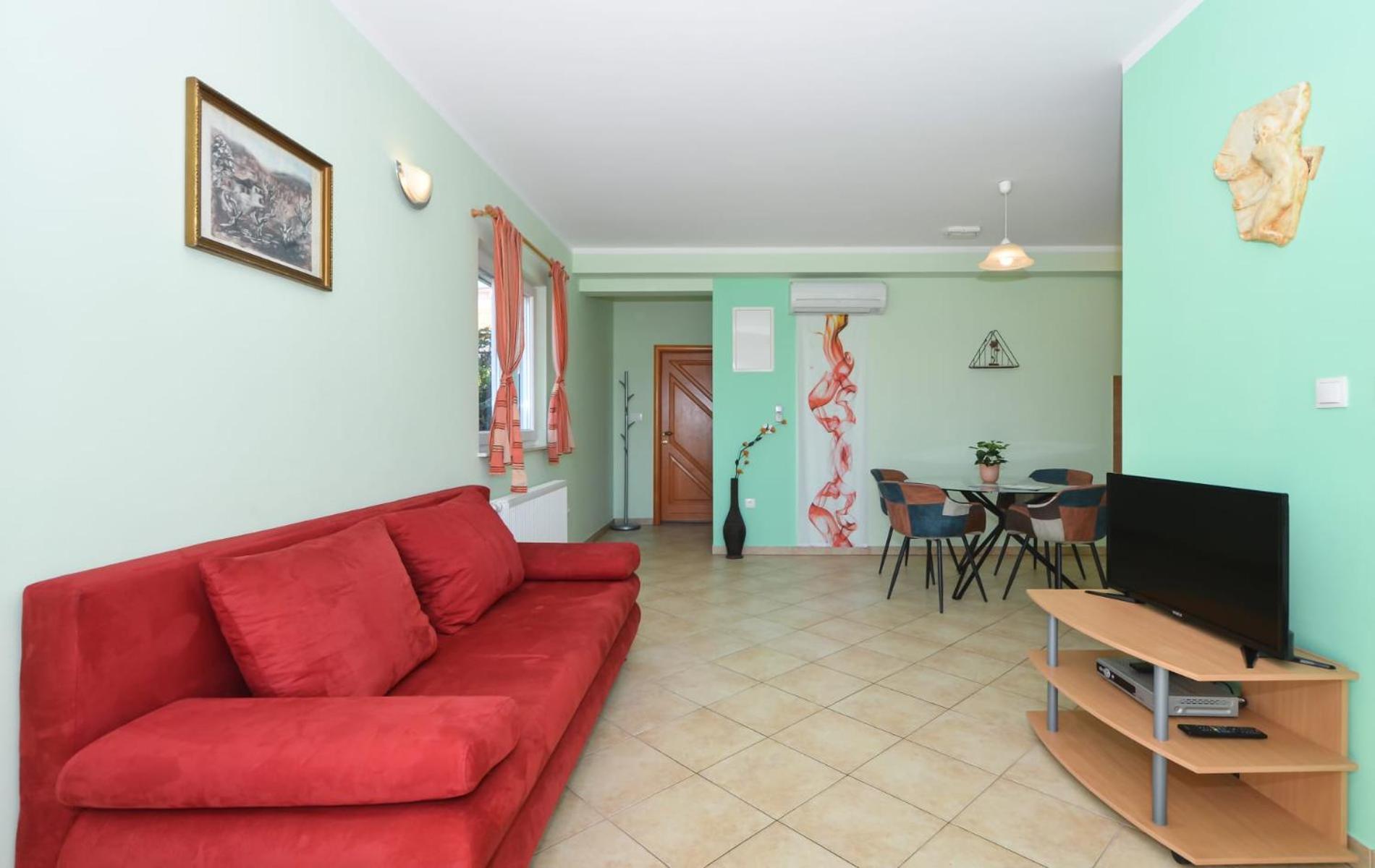 Apartments Santo Trogir - Okrug Gornji Exterior photo